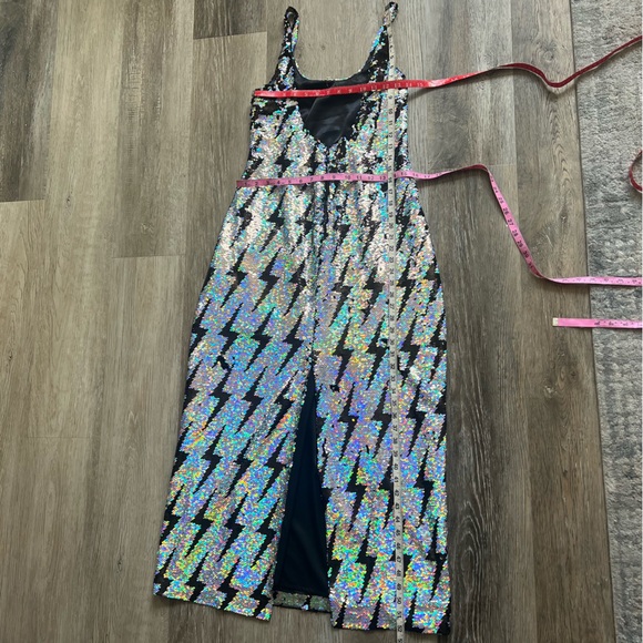 Any Old Iron iridescent sequin lightning bolt gown - Picture 10 of 16